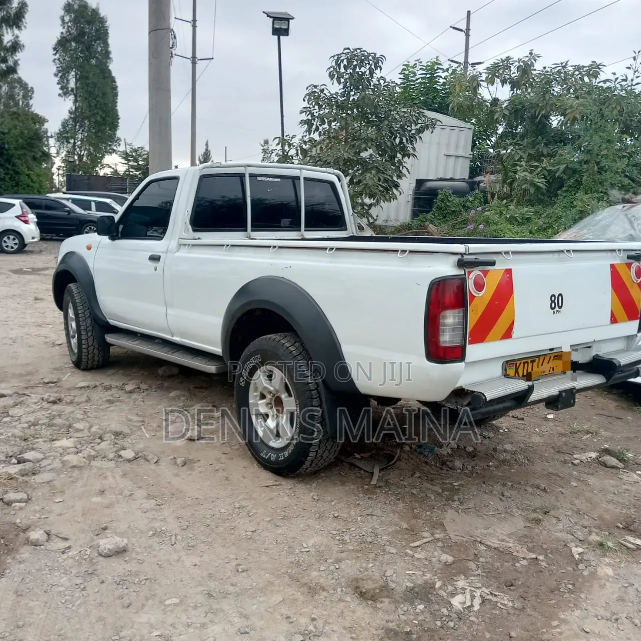Nissan Hardbody 2015 White