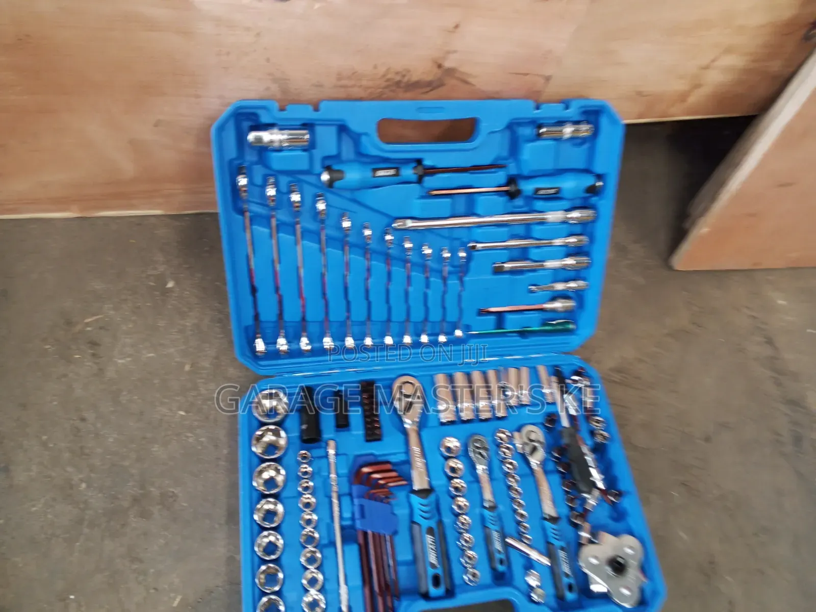 Movable 121pieces Tool Box