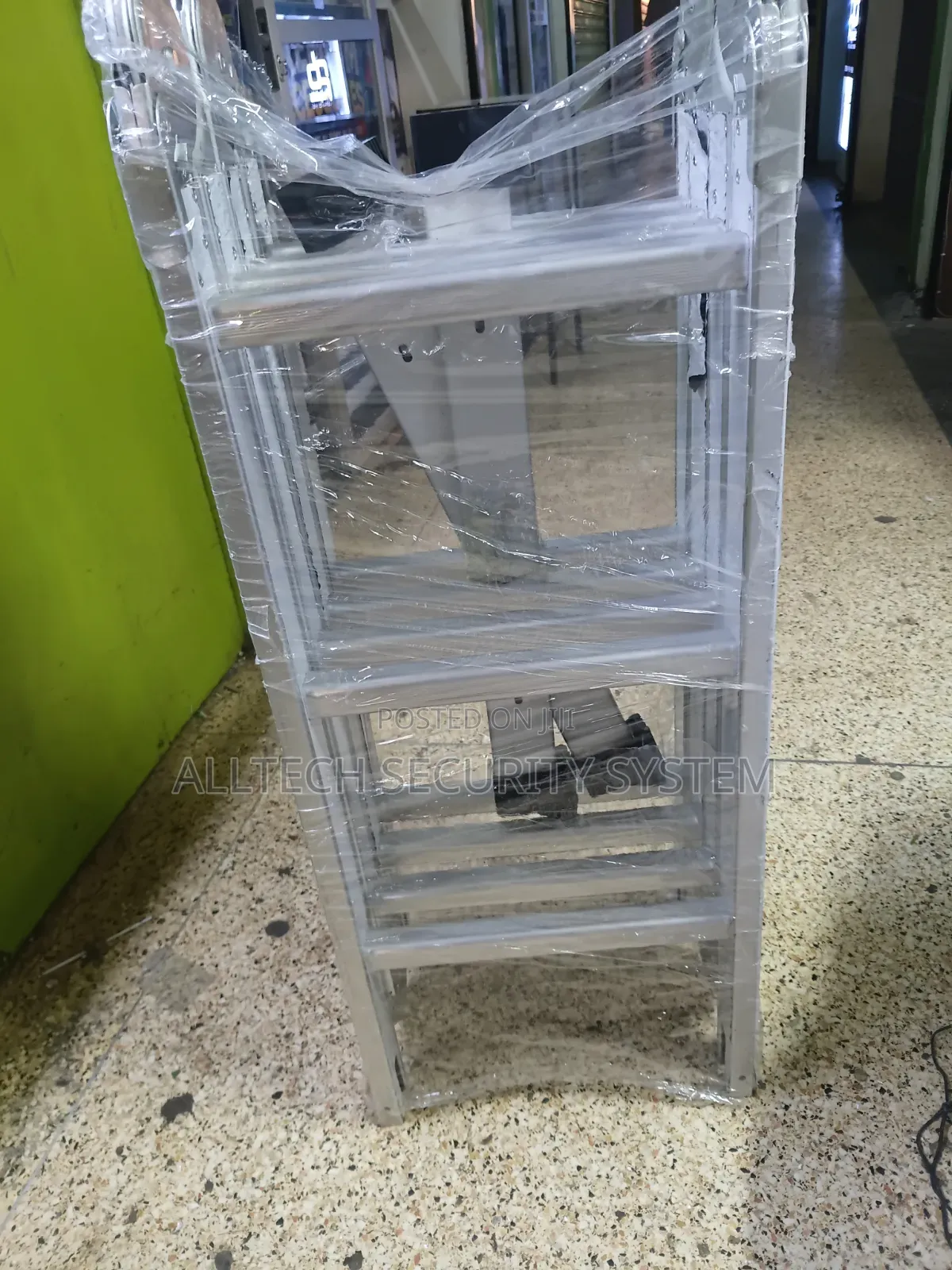 Aluminum Ladders 4 by 3 (12ft)