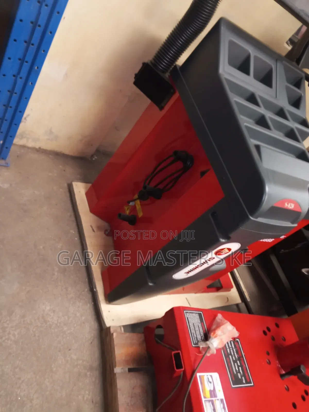 Operatable Tyre Balancer Machine