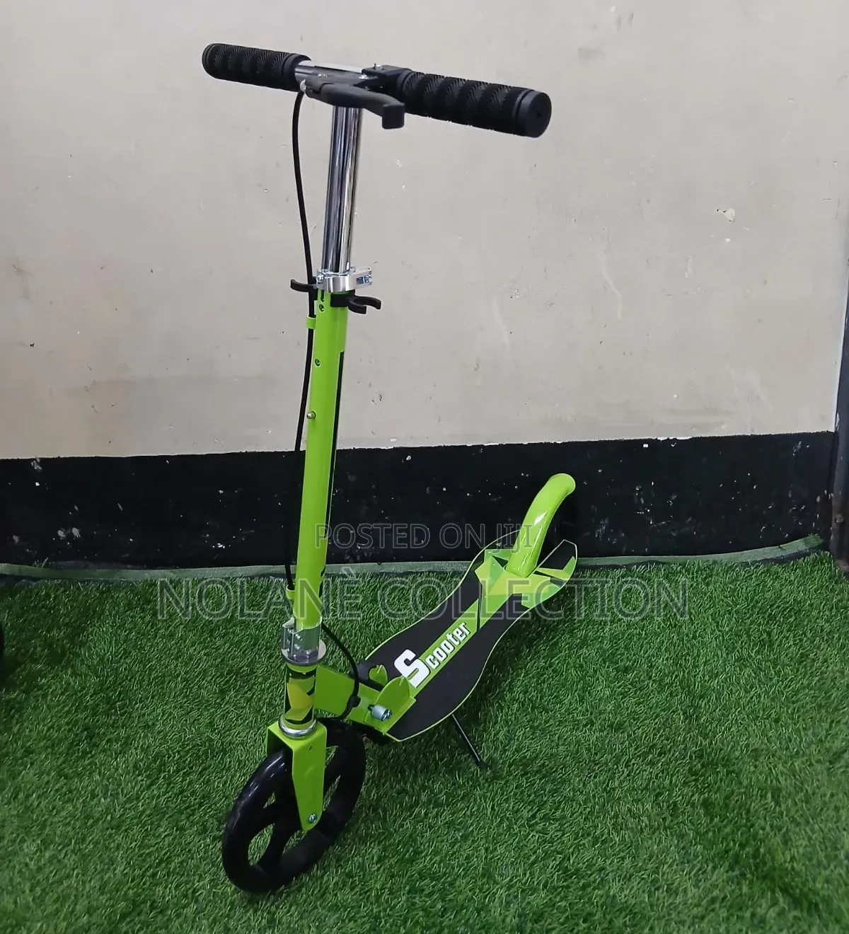 Foldable Metallic Scooter