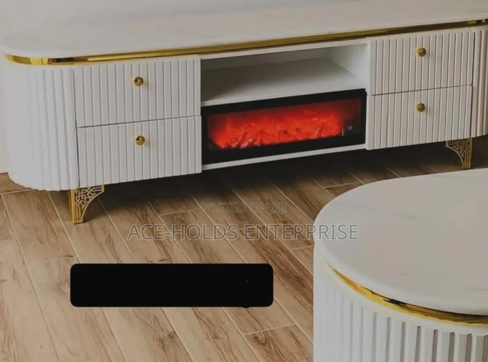 Modern Design Executive TV Stand Built-in Functional Fireplace Effect