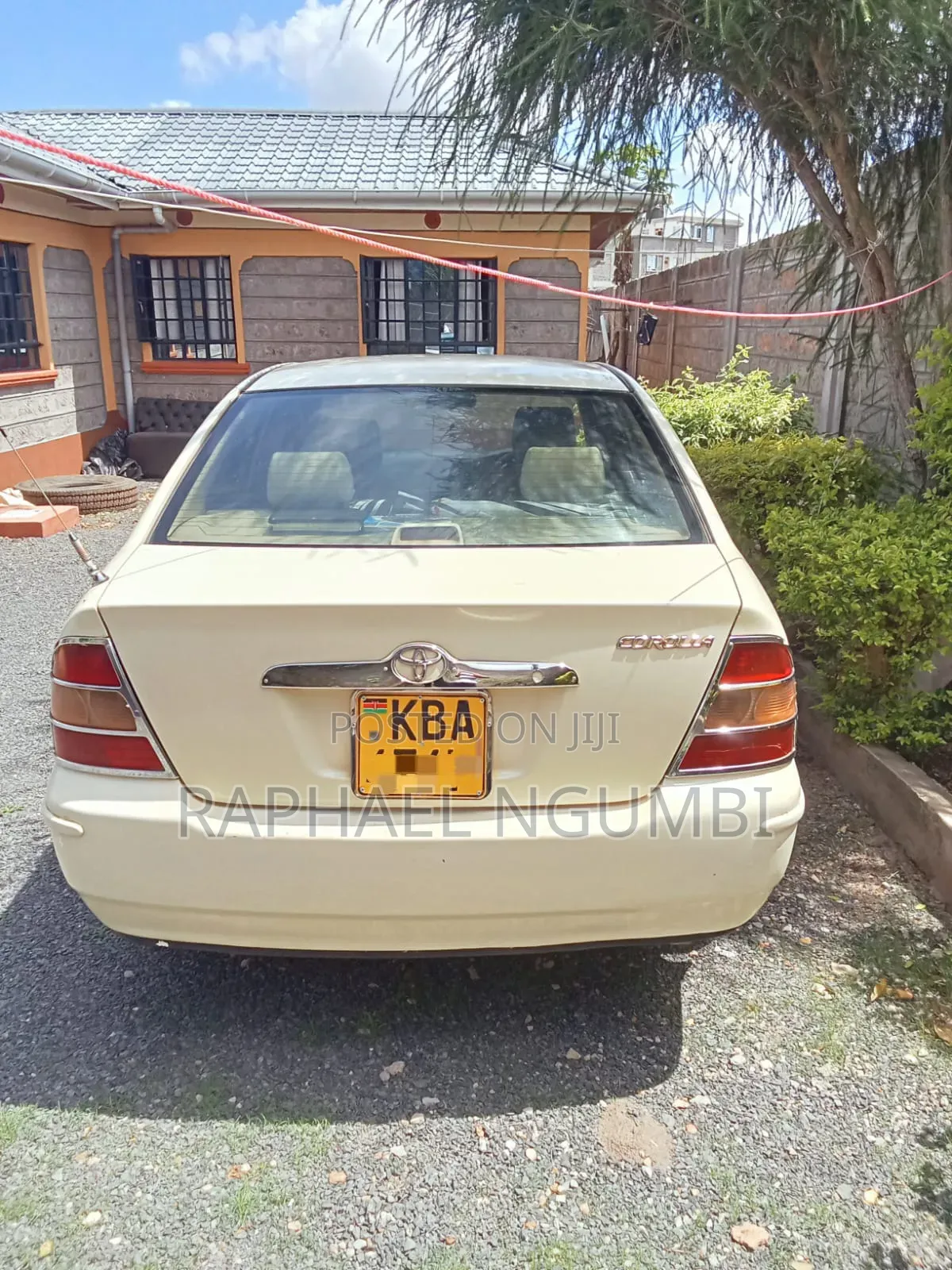 Toyota Corolla 2002 White