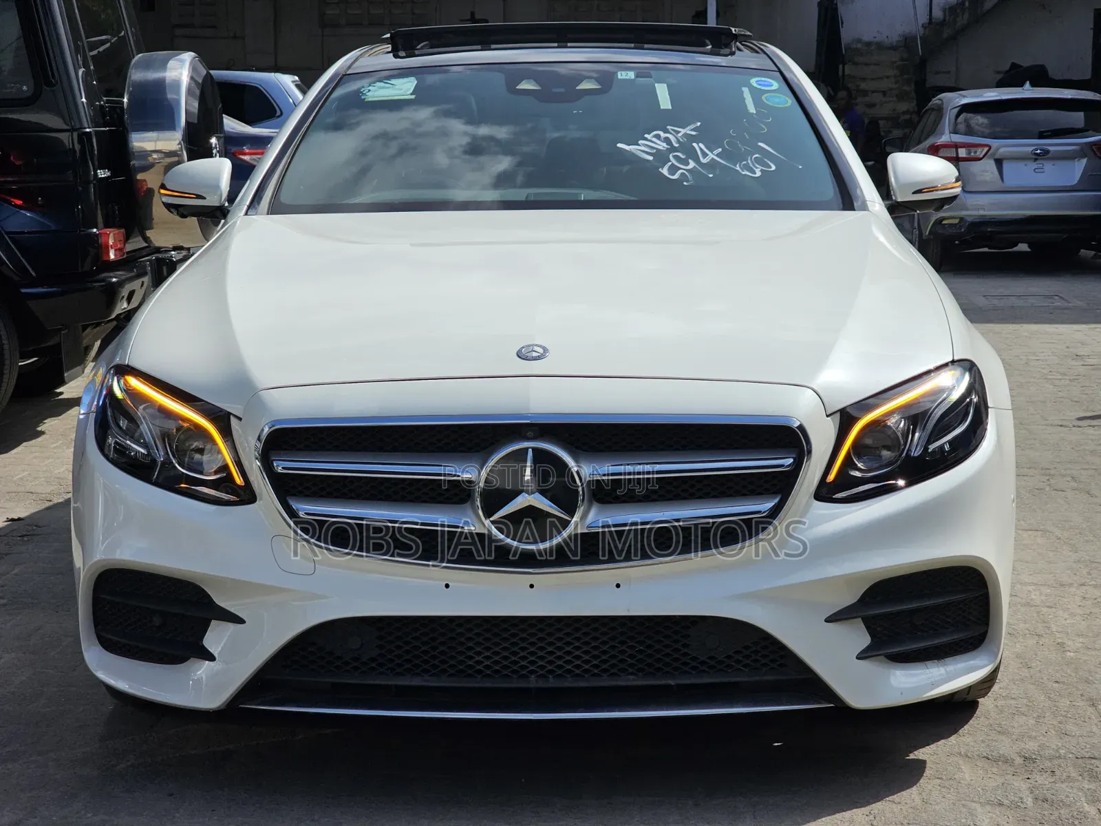 Mercedes-Benz E200 2019 Off white
