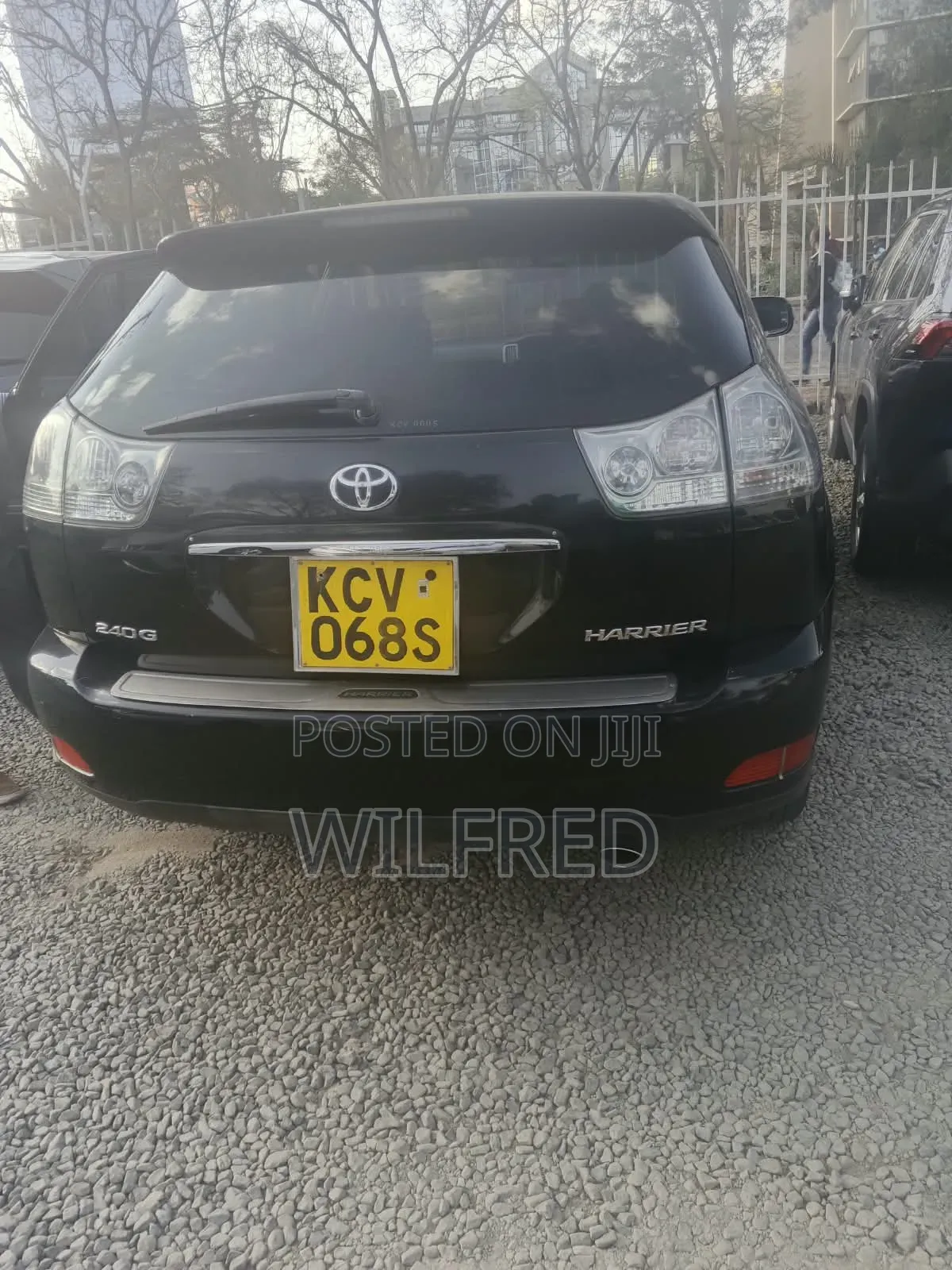 Toyota Harrier 2.4 2012 Black