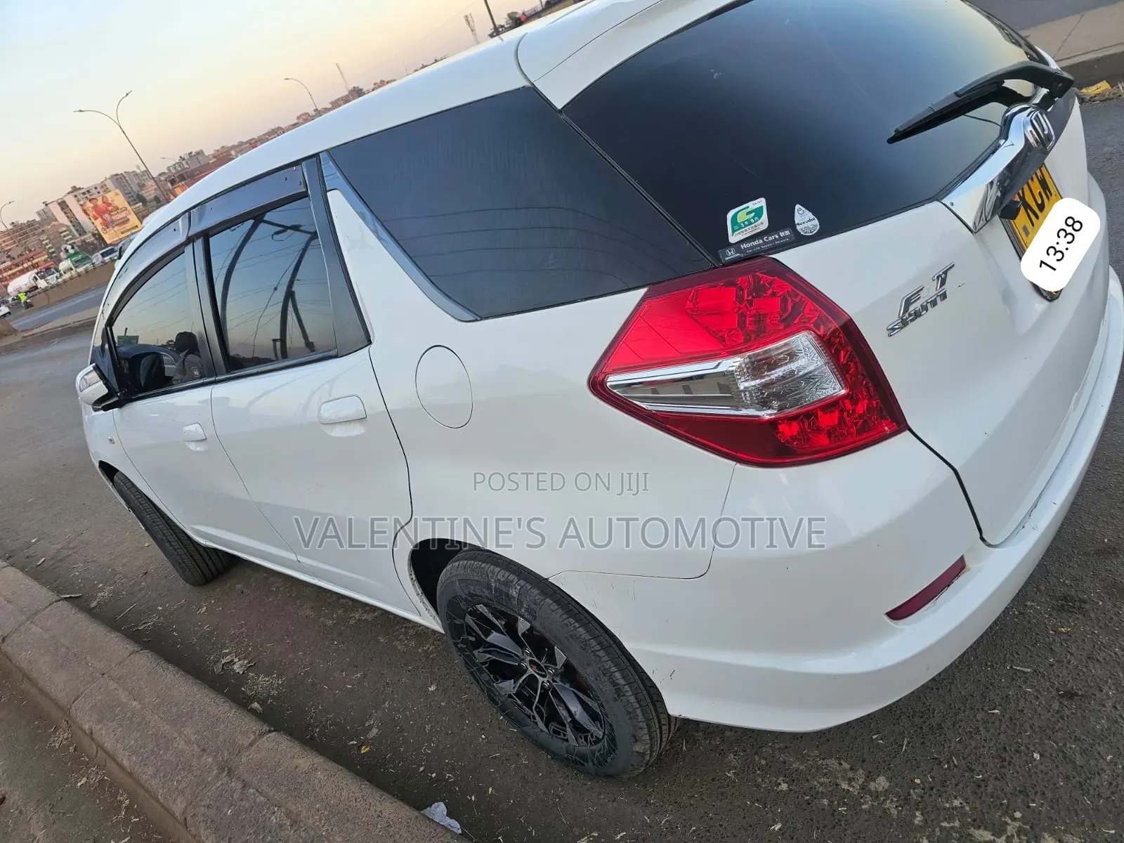 Honda Fit Shuttle 2012 White