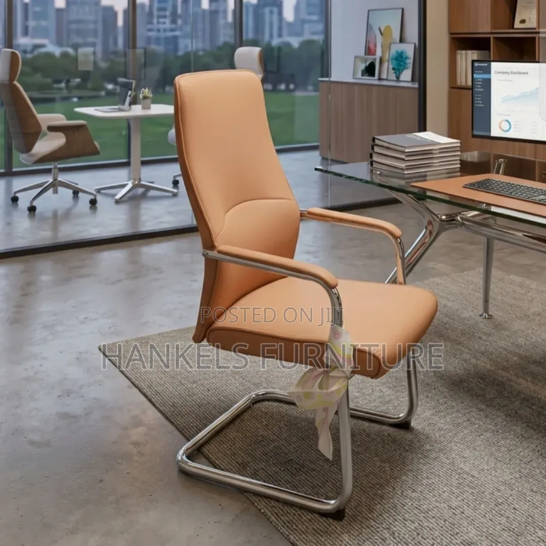 Premium Executive Cantilever Chair – Modern Office Seating
