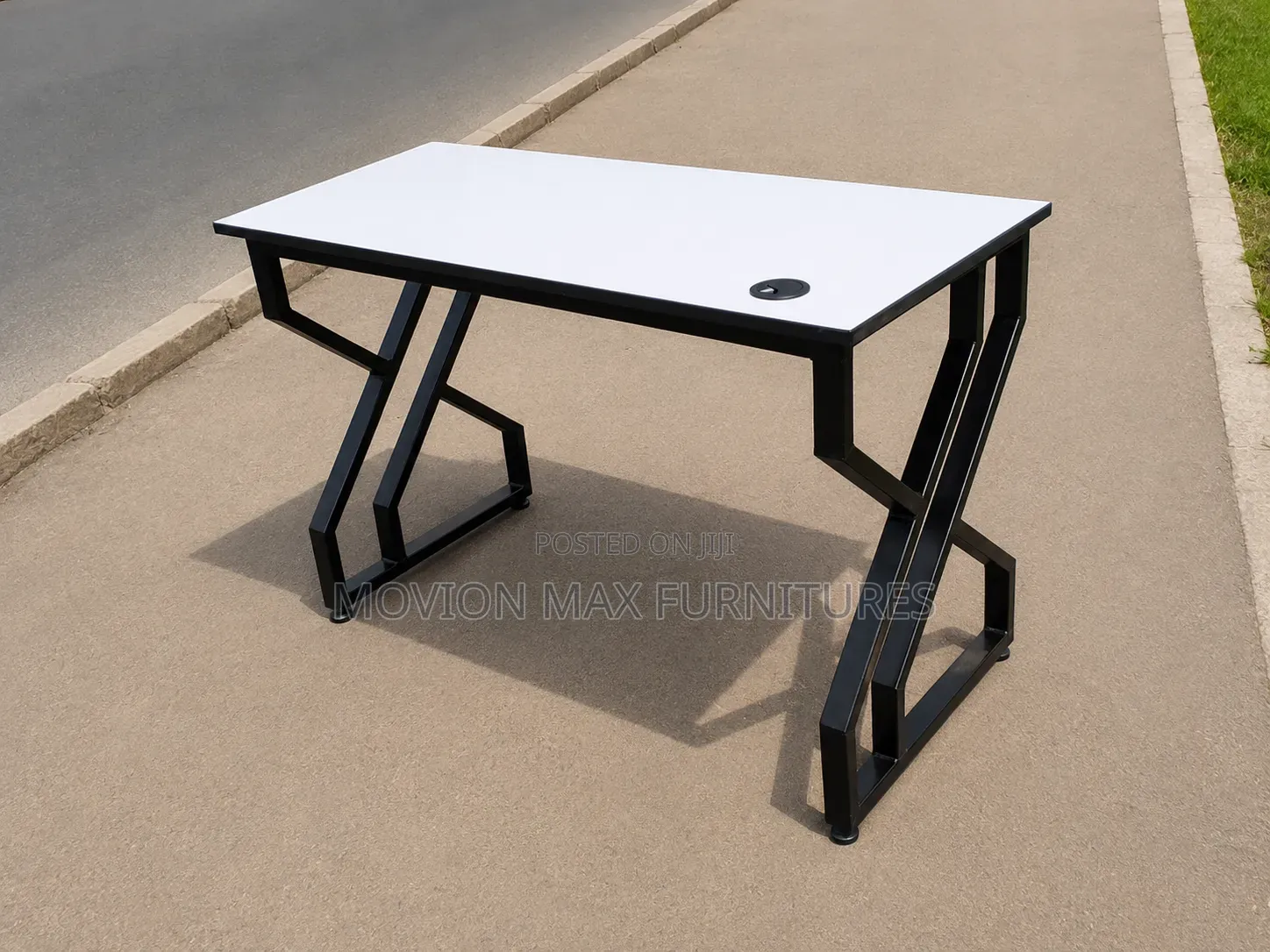 Office Table Modern Table/Analysed Focus Table