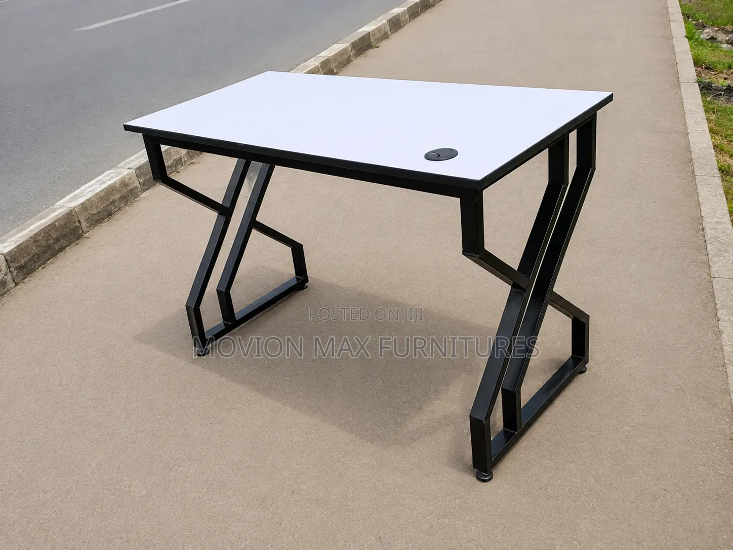Office Table Modern Table/Analysed Focus Table