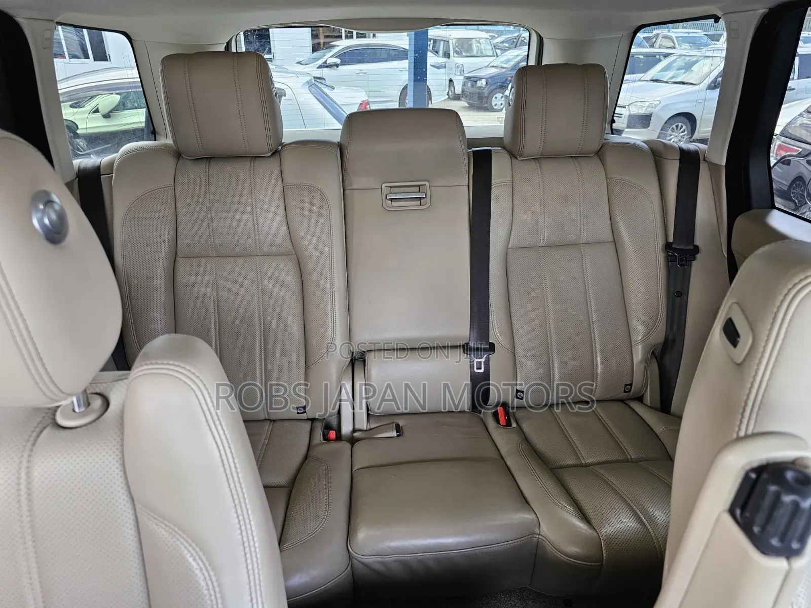 Land Rover Range Rover Vogue 2017 Gold