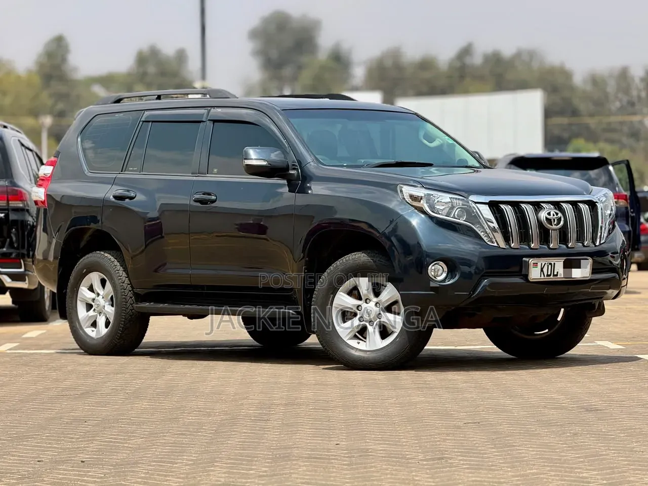 Toyota Land Cruiser Prado 2010 Black