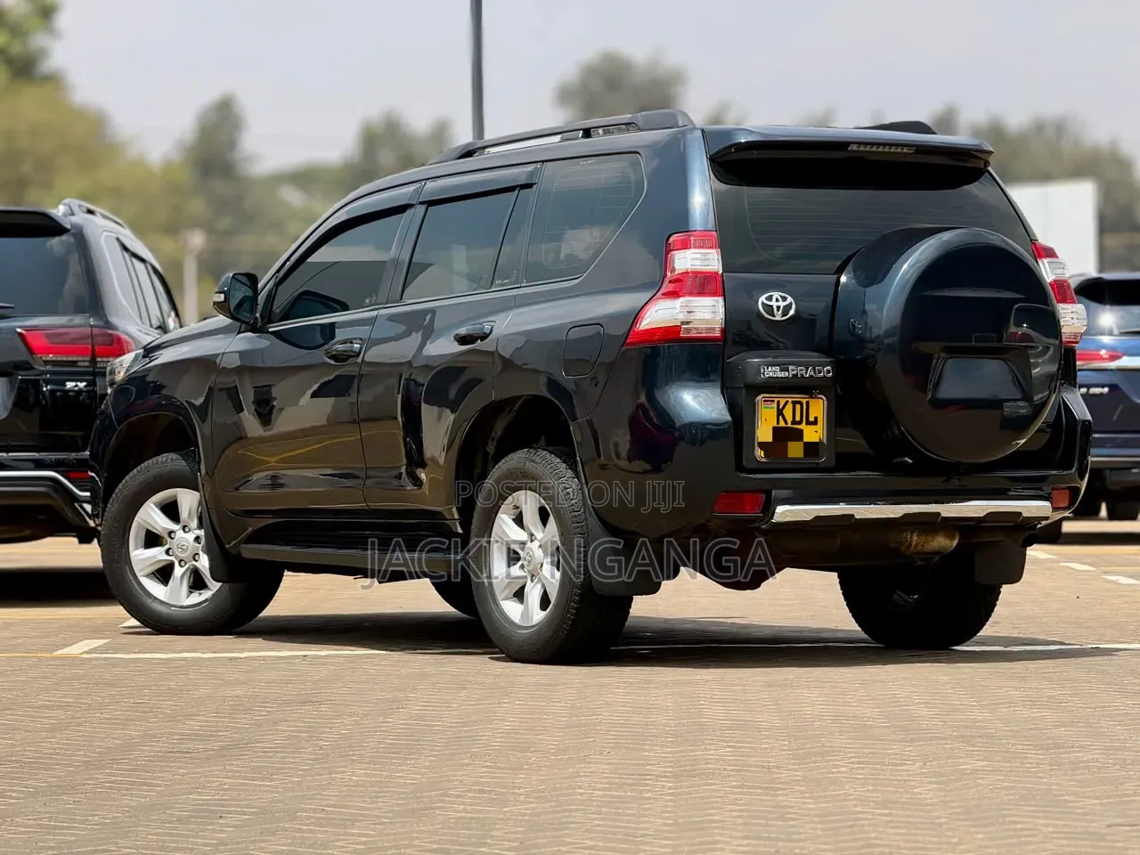 Toyota Land Cruiser Prado 2010 Black