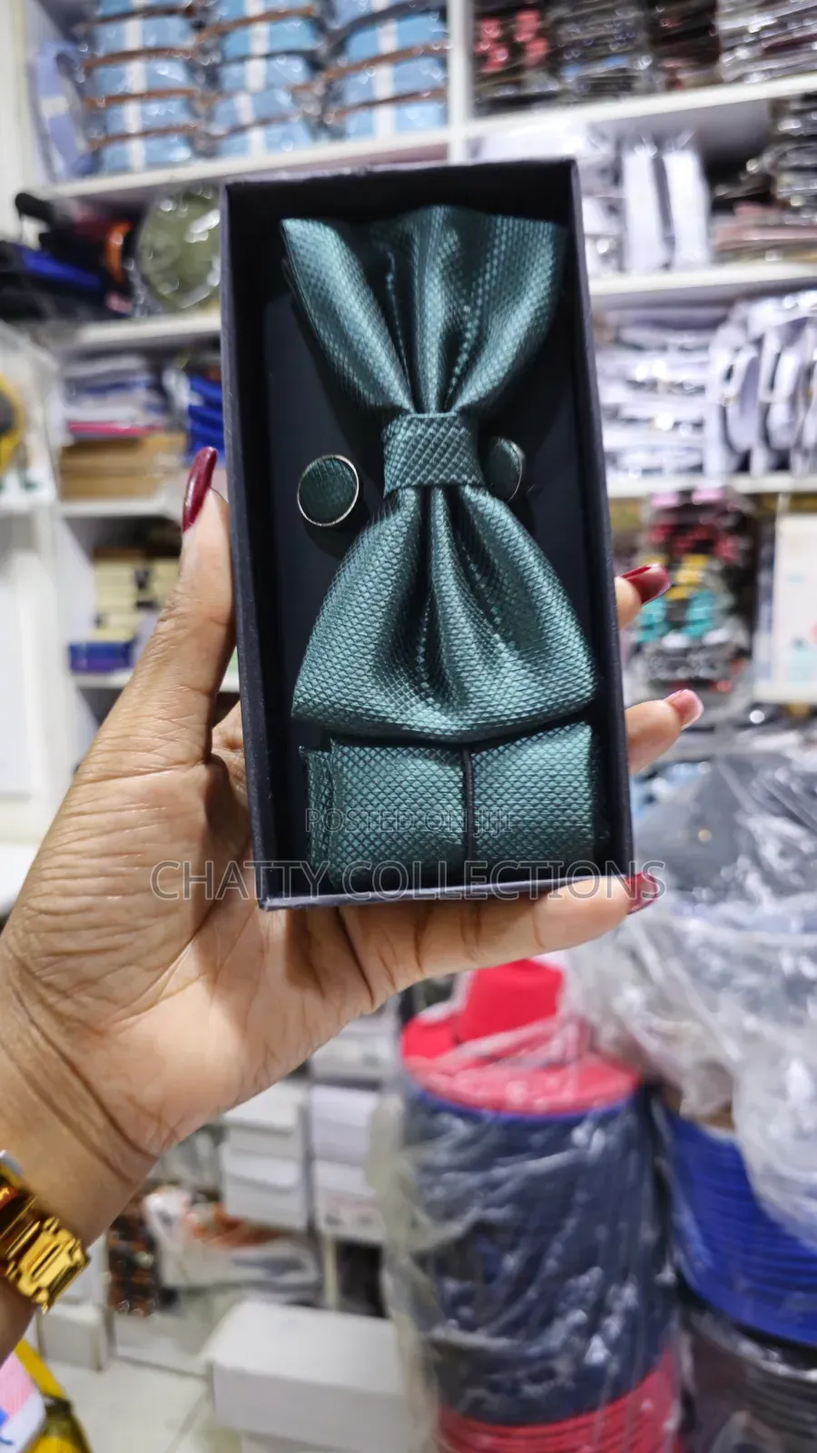 Unisex Emerald Green Bow Tie Set With Pocket Square and Cufflinks