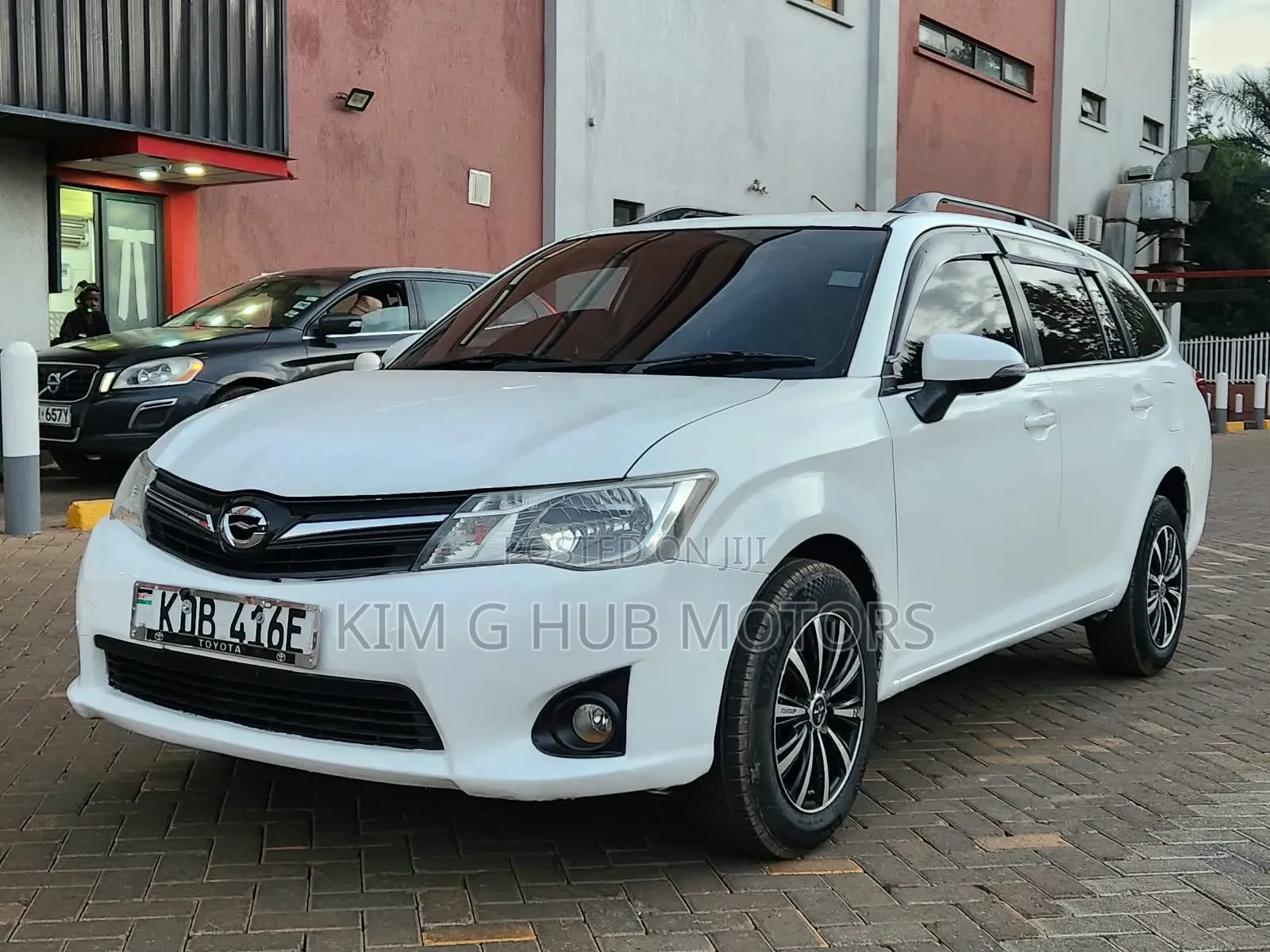 Toyota Corolla Fielder 2013 Pearl