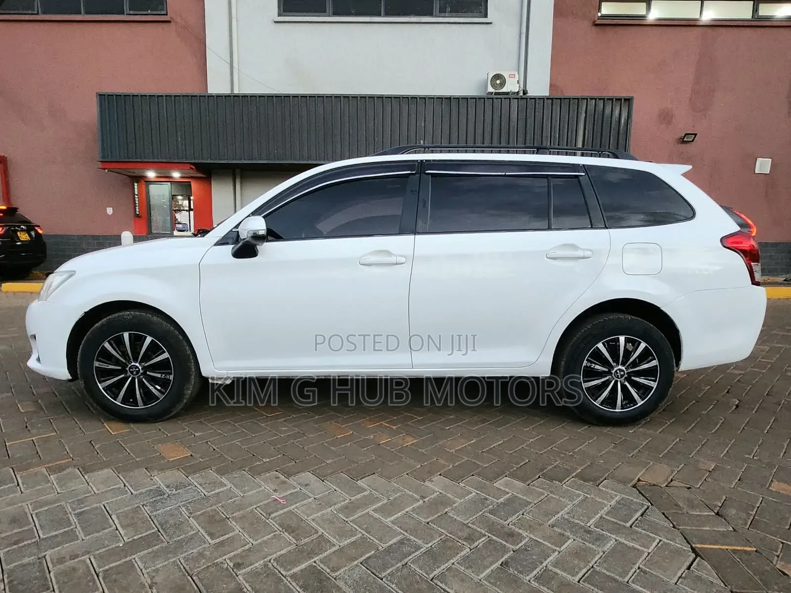 Toyota Corolla Fielder 2013 Pearl