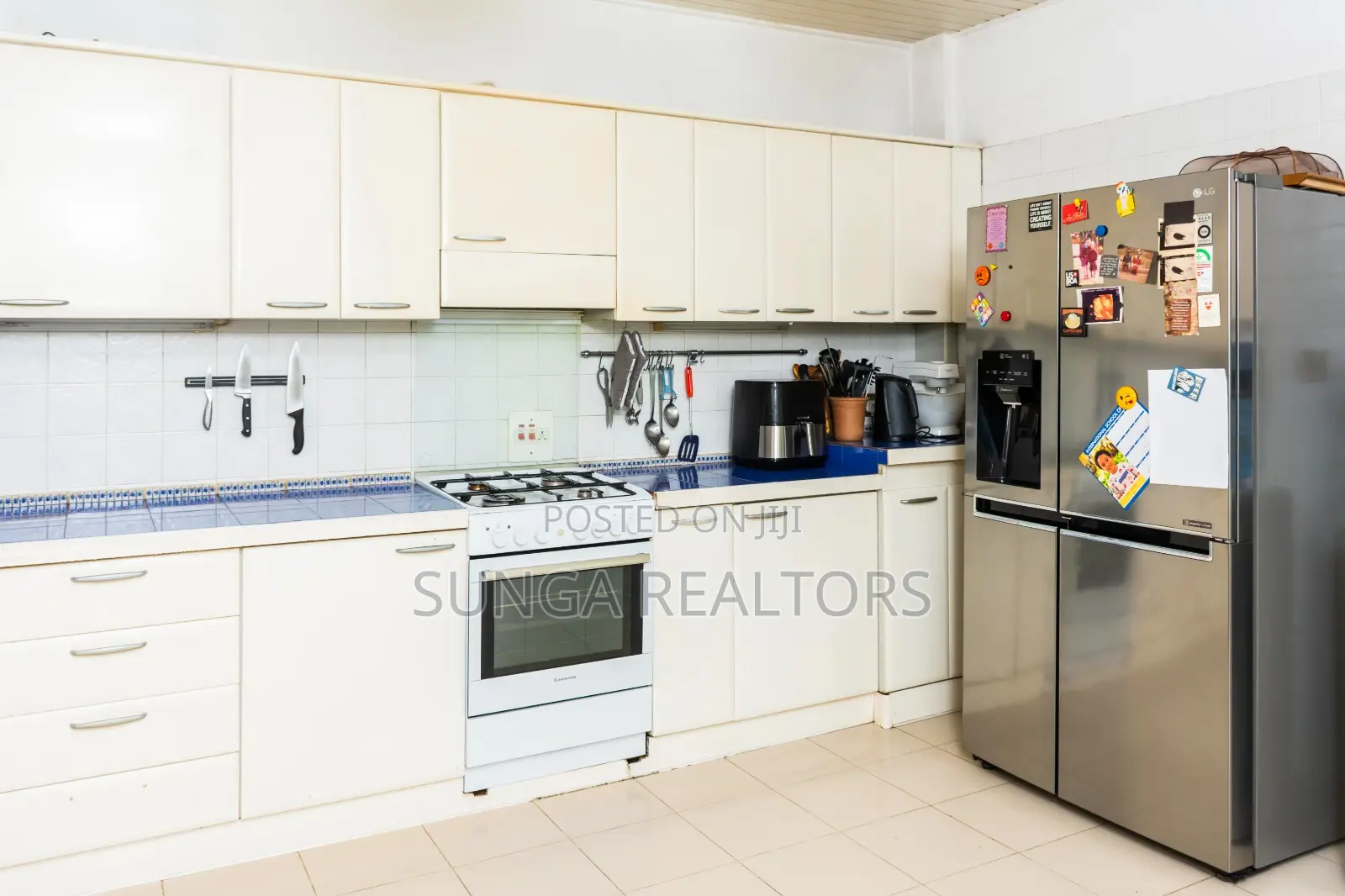 4bdrm Bungalow in Muthaiga for rent
