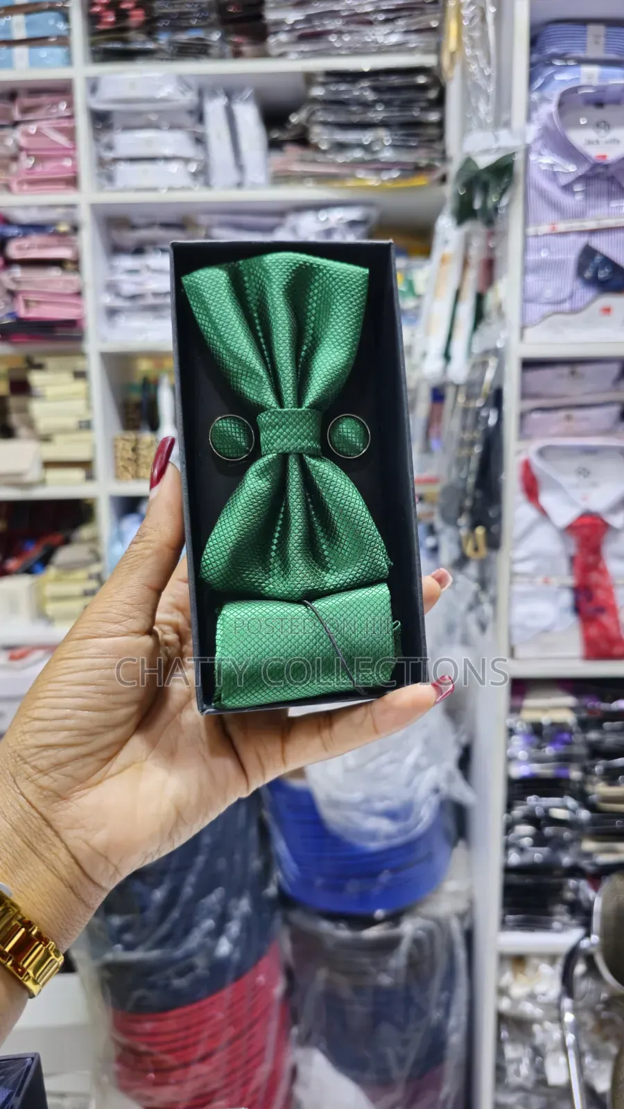 Unisex Green Bow Tie Set With Pocket Square and Cufflinks