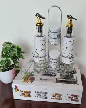 5-in-1 Kitchen Seasoning Set – 2×300ml Oil Dispensers & 2×100ml Shaker