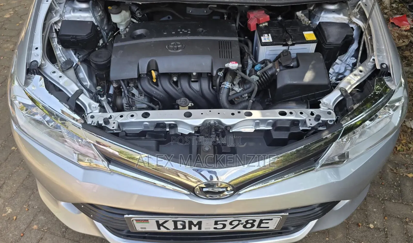 Toyota Corolla Fielder 2016 Silver
