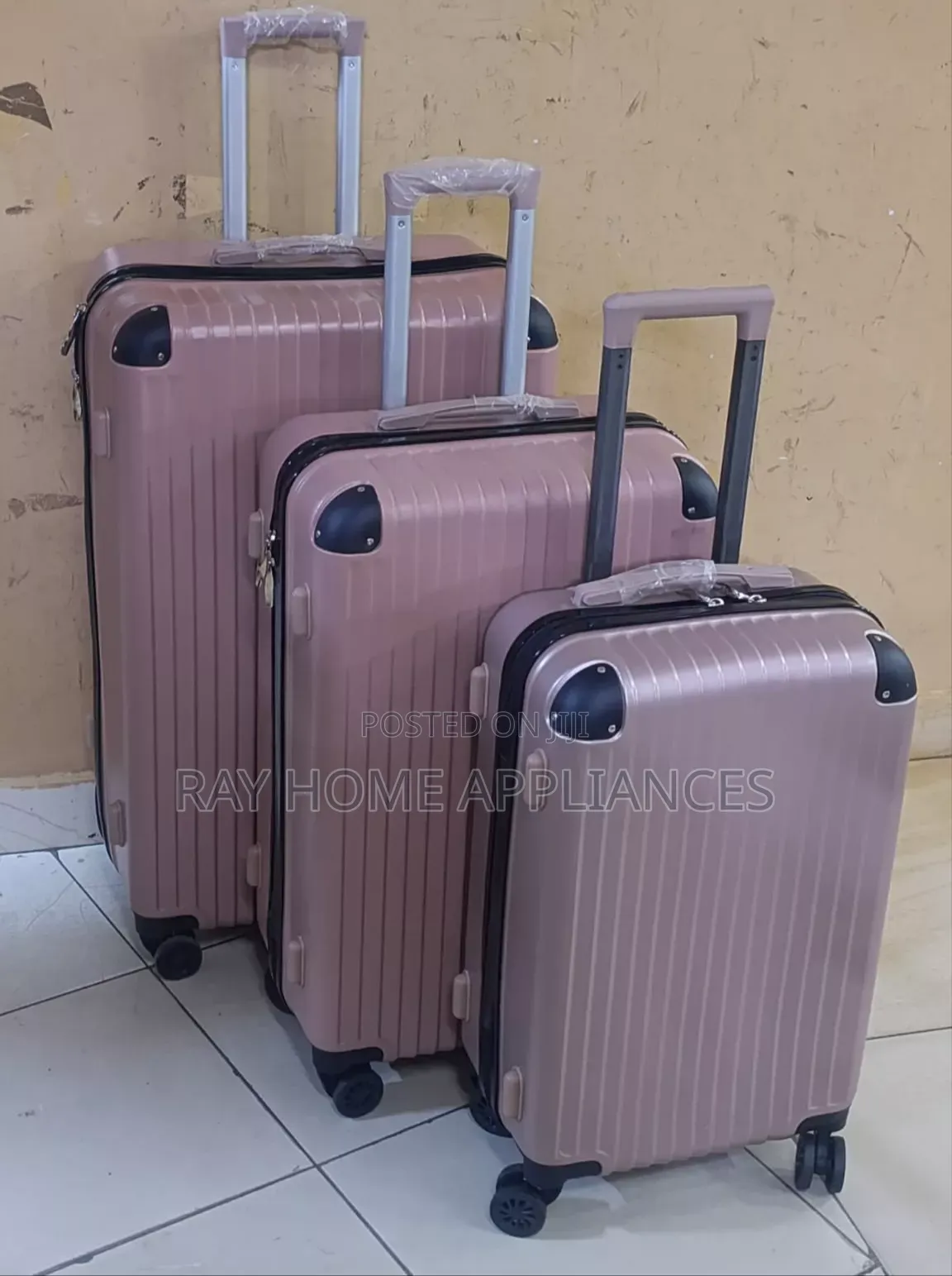 Unbreakable Suitcase Set 3 in 1 Size 4