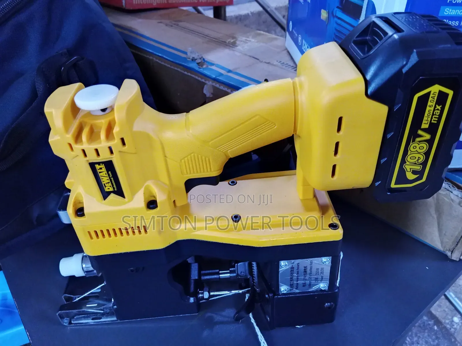 Dewalt Cordless Bag Closer Machine - 198V Portable Sack Sewing Machine