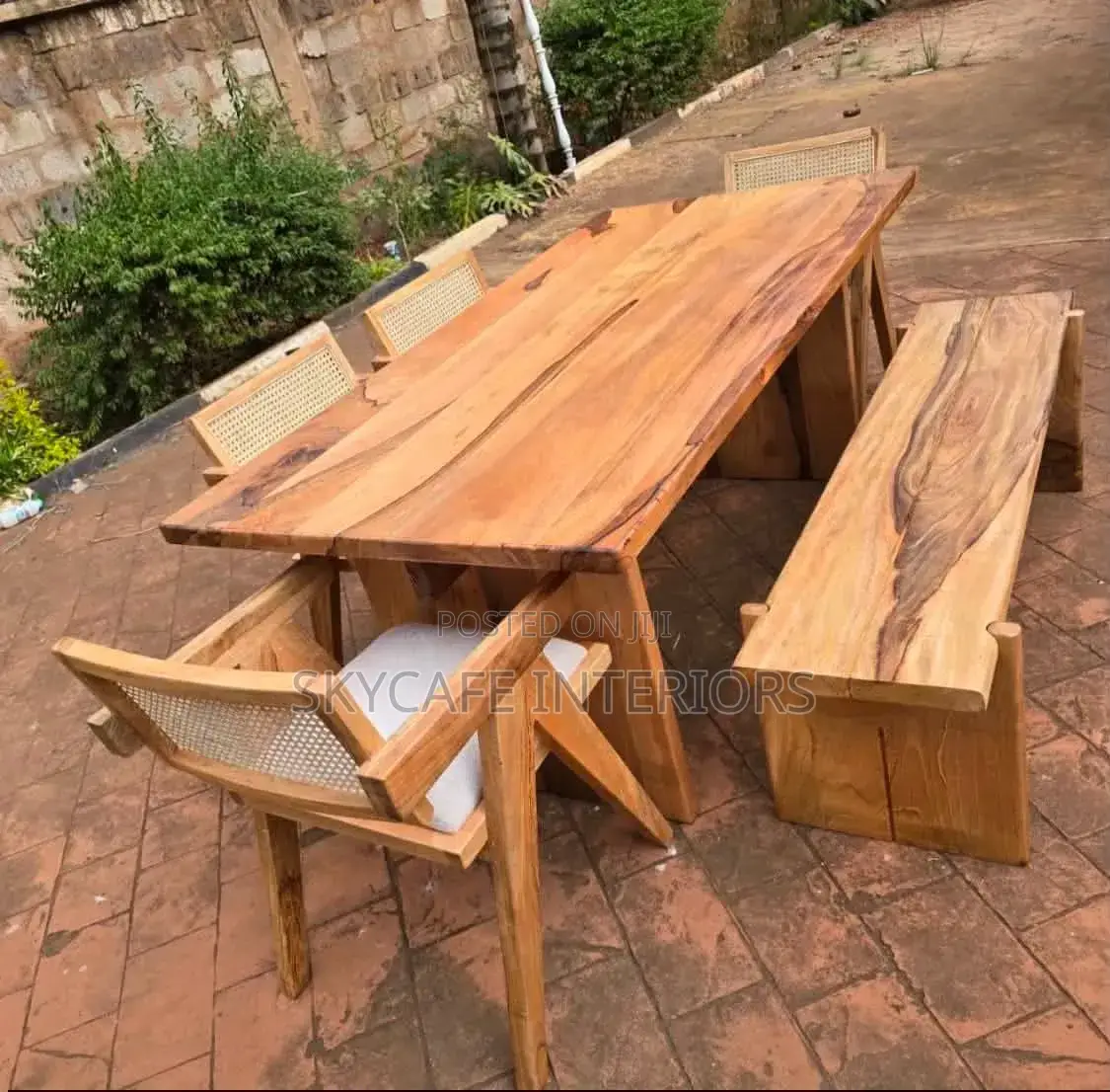 6seater Rattan Table