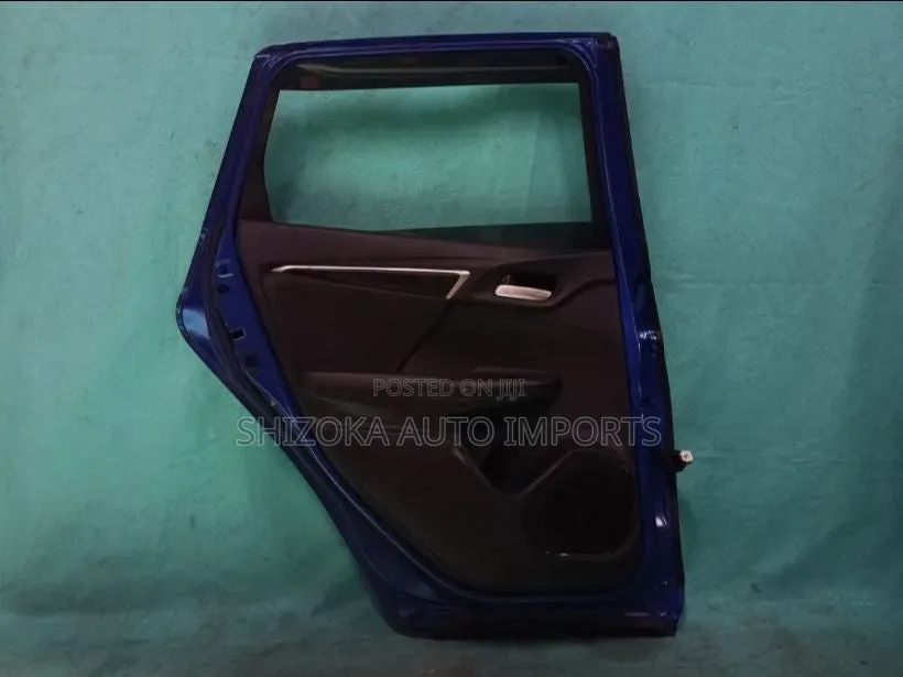 R Door Assy Lh Honda Fit Hybrid Gp6 2014