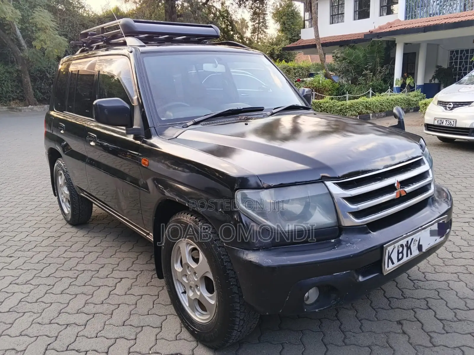 Mitsubishi Pajero IO 2002 Black