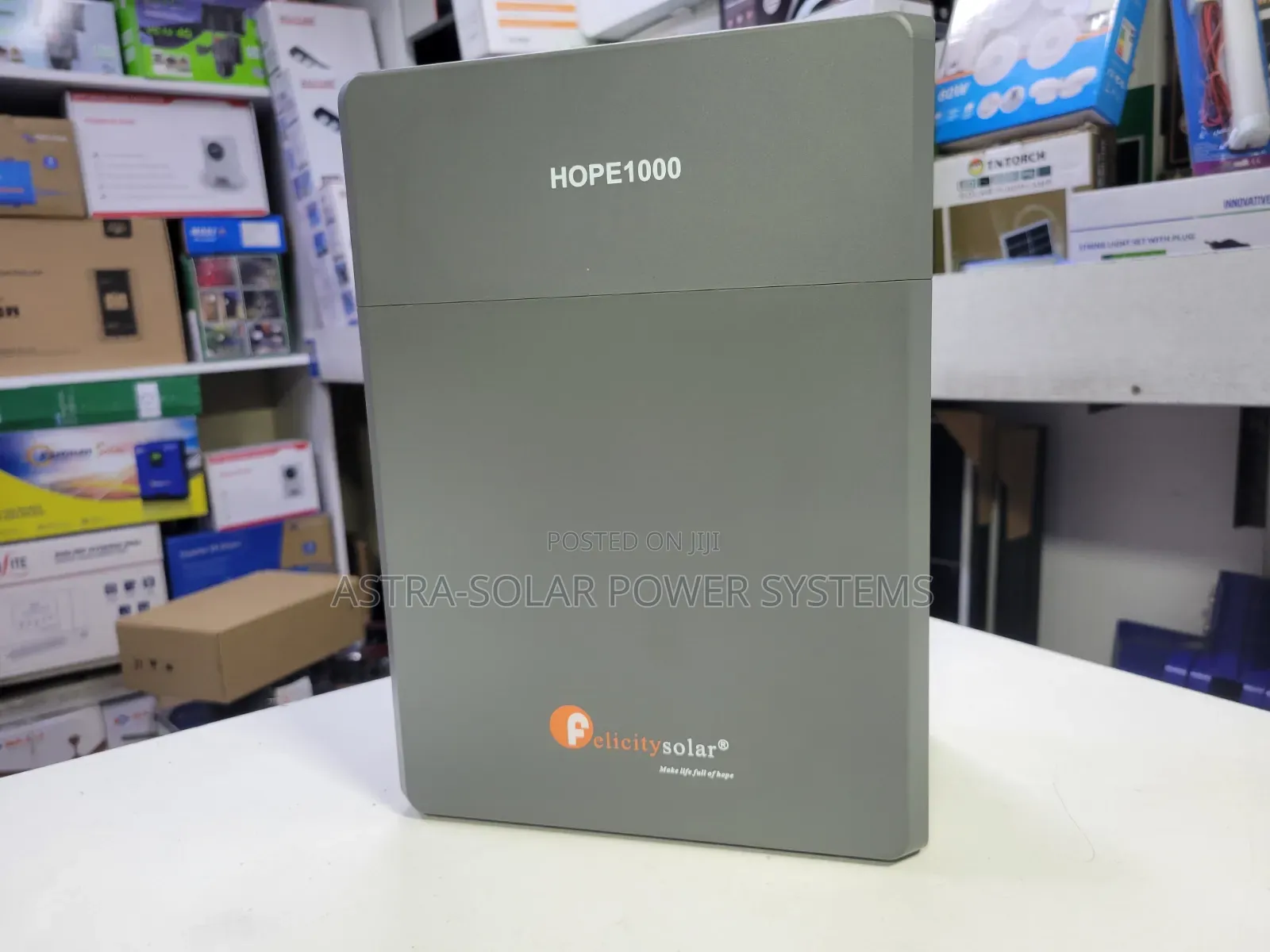 Felicity Solar Hope 1000 All in One Portable System (1kWh + 250W)