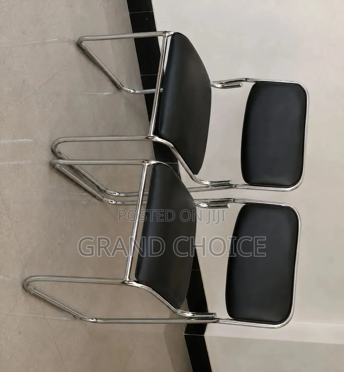 Black Visitor Office Chair – Chrome Frame