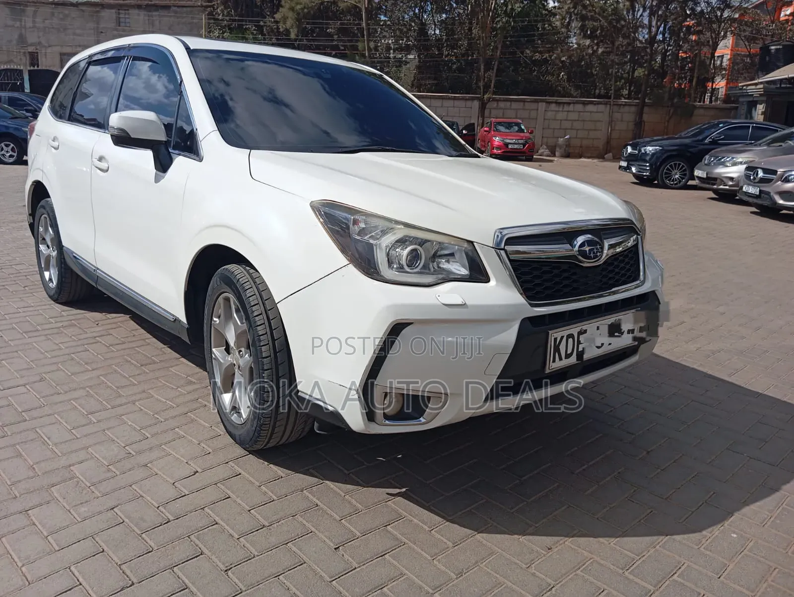 Subaru Forester 2.0XT Premium 4dr SUV AWD (2.0L 4cyl Turbo CVT) 2015