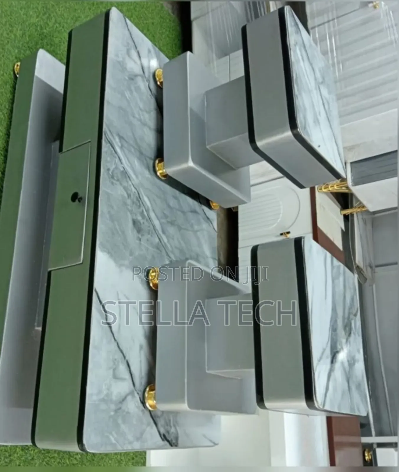 COFFEE TABLE  With Glass/Marble Topping With 2 Stools