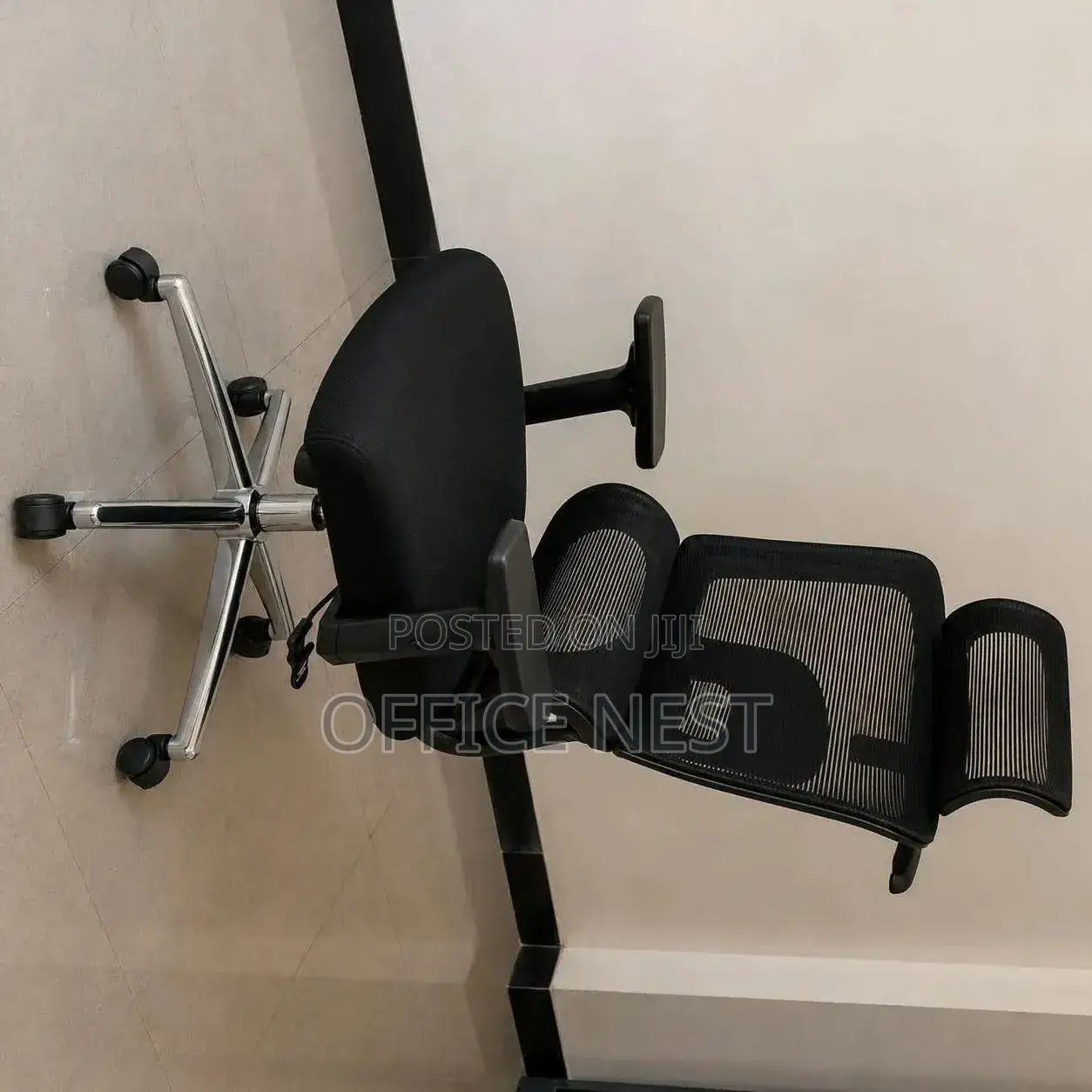 Ergonomic Mesh Office Chair With Headrest & Adjustable Arms