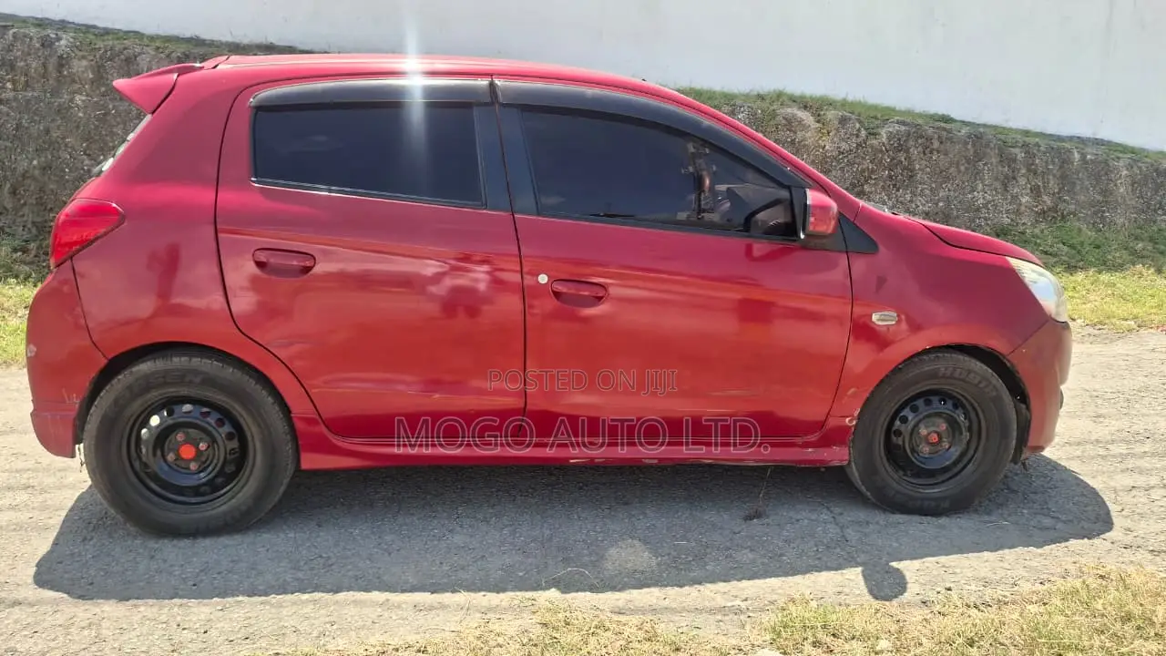 Mitsubishi Mirage 2015 Red