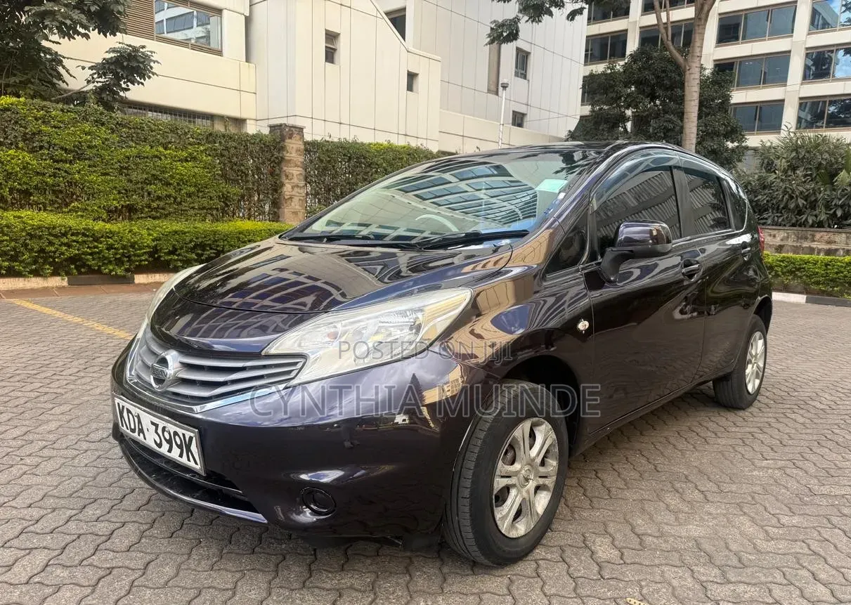 Nissan Note 2013 Purple