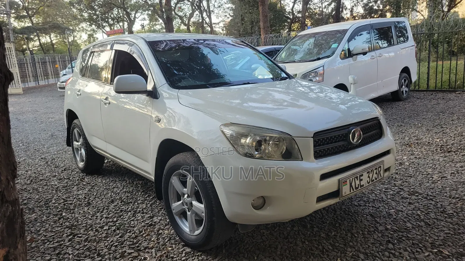 Toyota RAV4 2008 White
