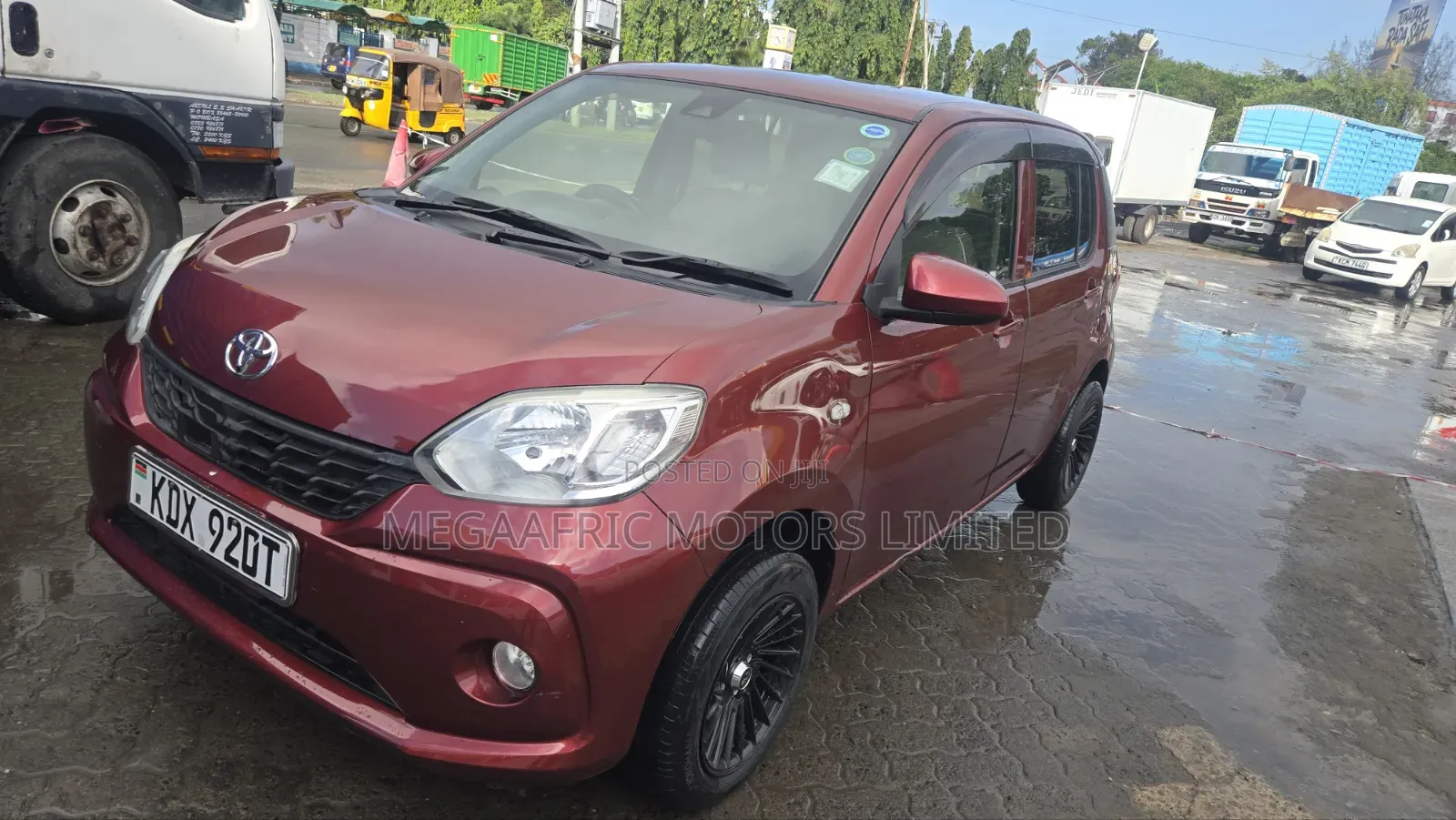 Toyota Passo 2019 Maroon