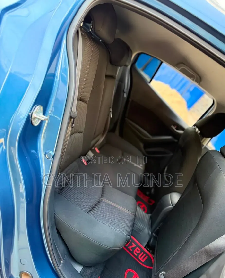 Mazda Axela 2016 Blue