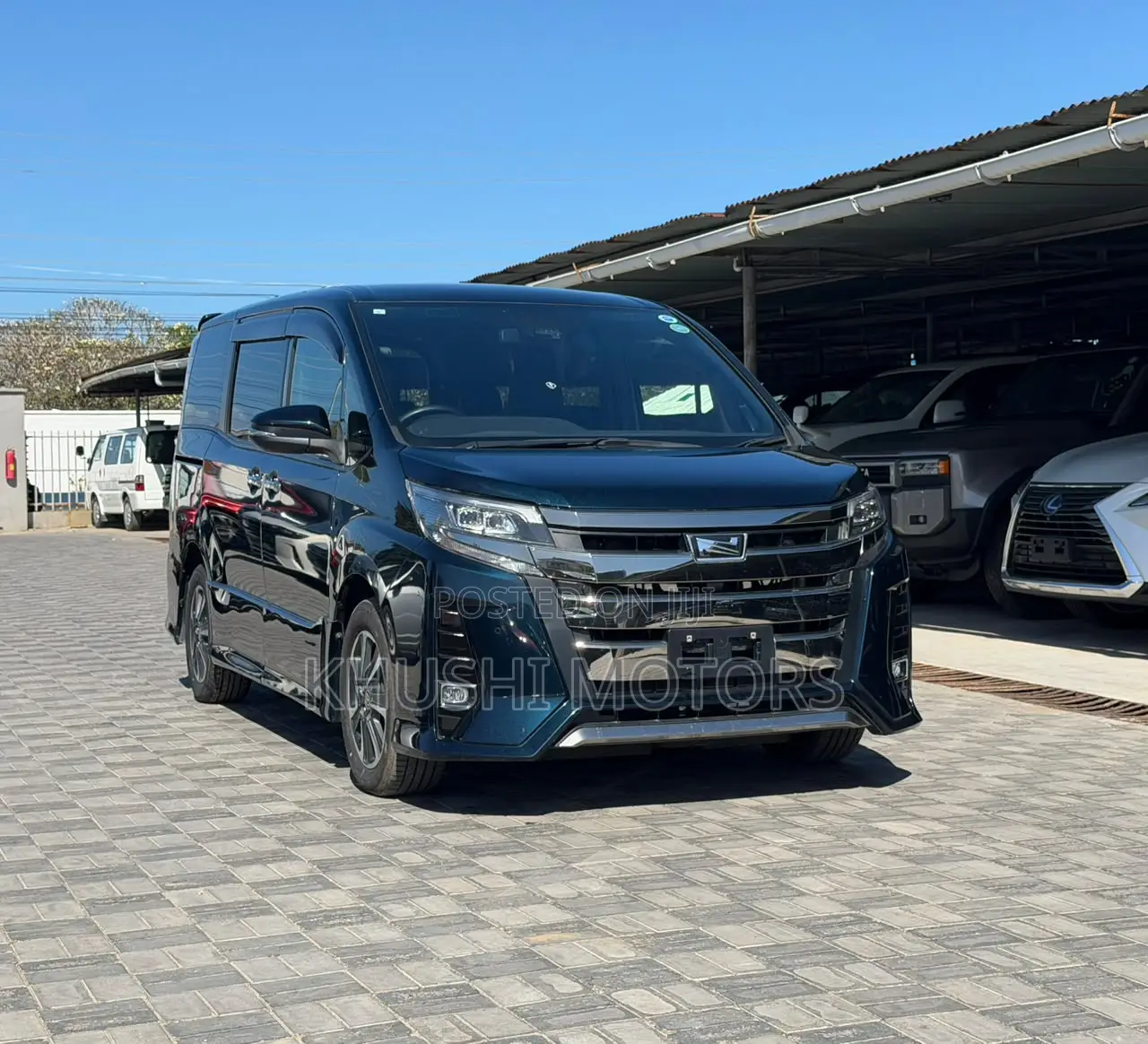 Toyota Noah 2019 Blue