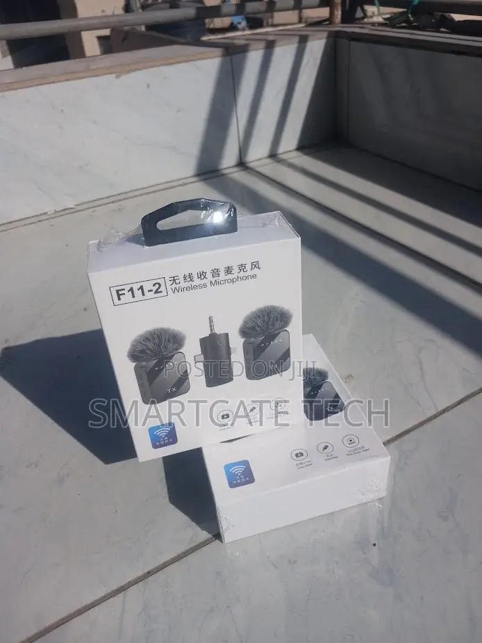 F11-2 Wireless Microphone for YouTube TikTok Podcast