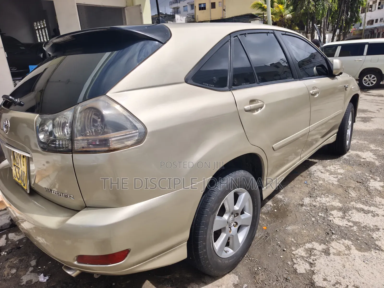 Toyota Harrier 2008 Gold
