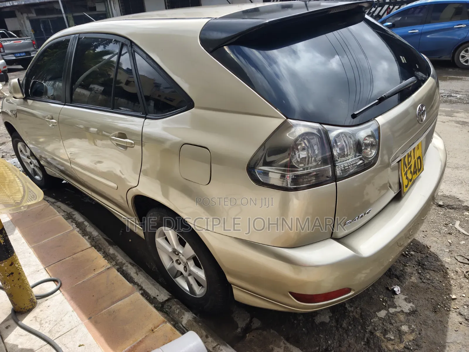 Toyota Harrier 2008 Gold