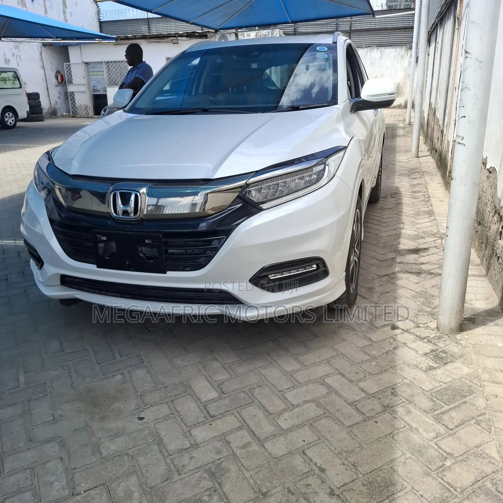 Honda Vezel 2019 White