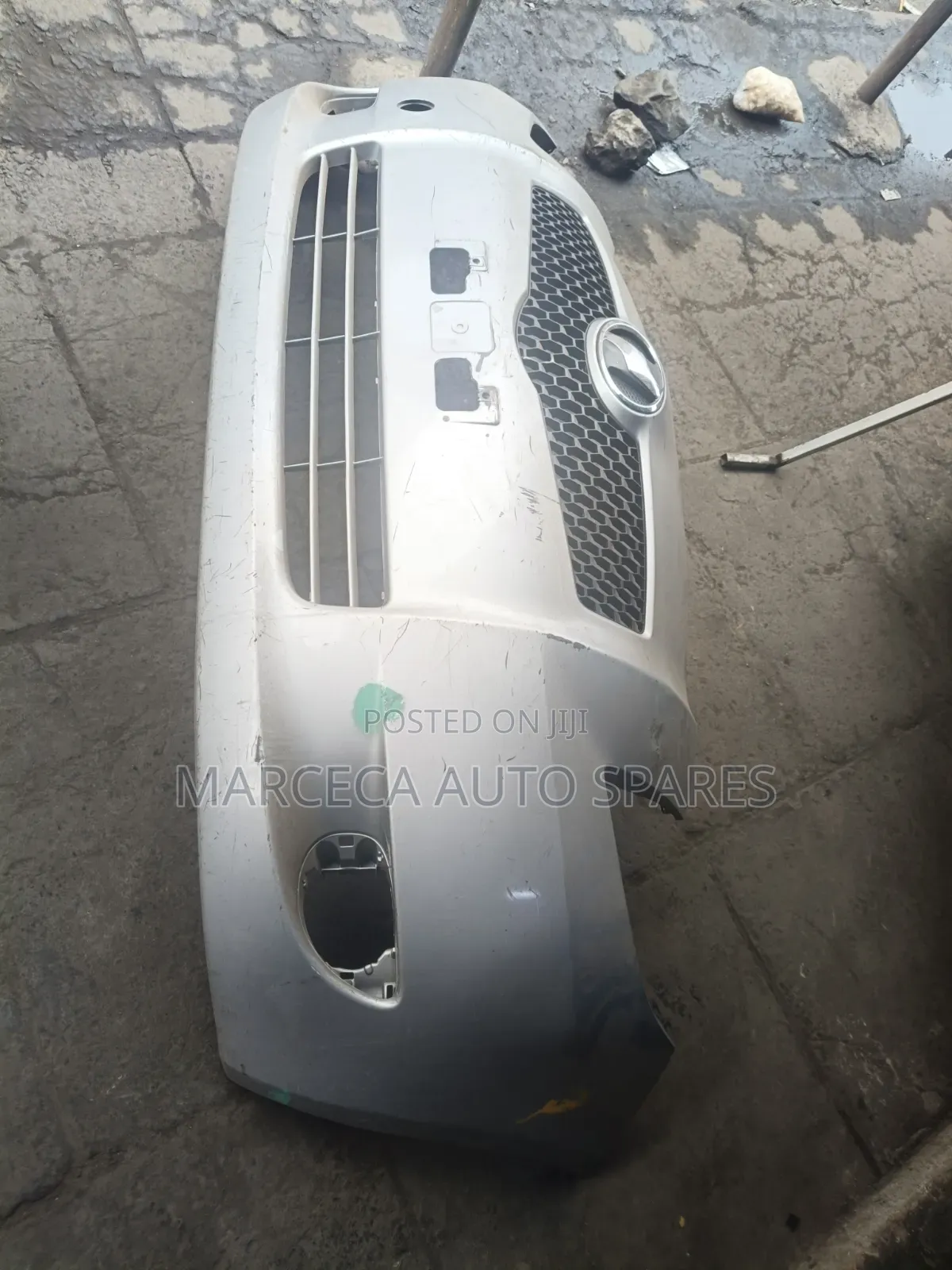 Front Bumper Toyota Vitz.