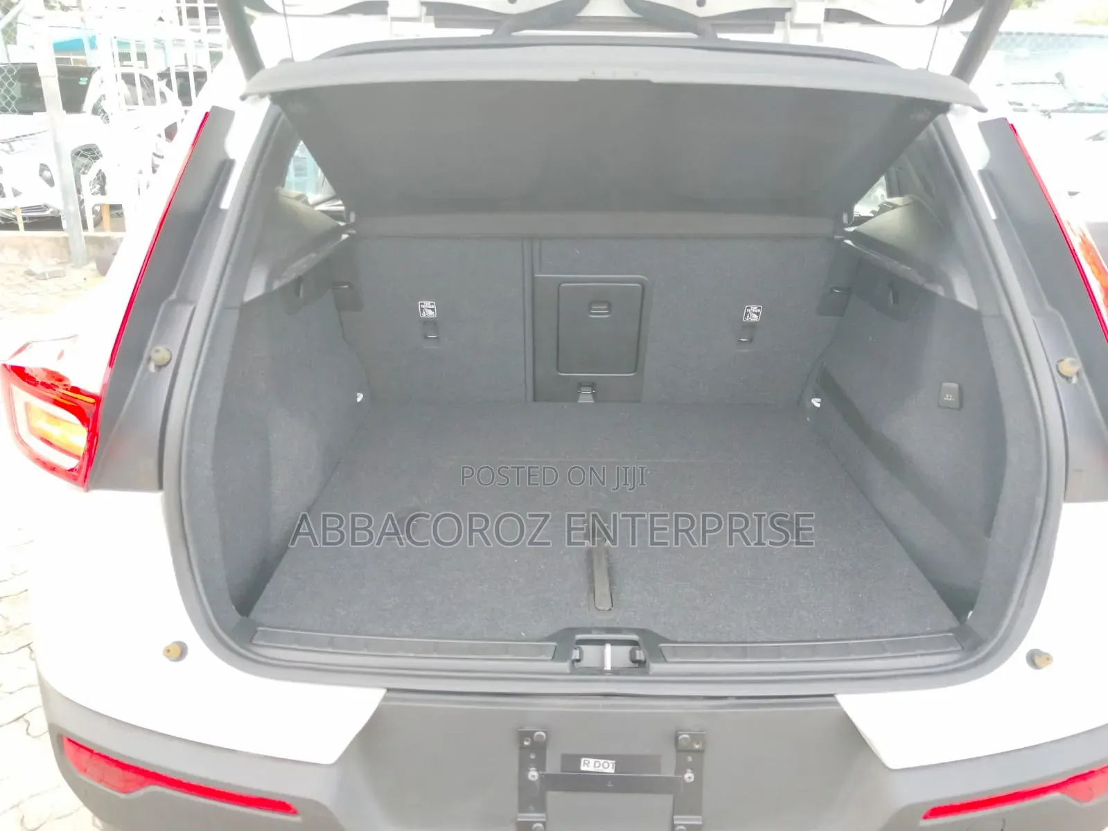 Volvo XC40 2019 White