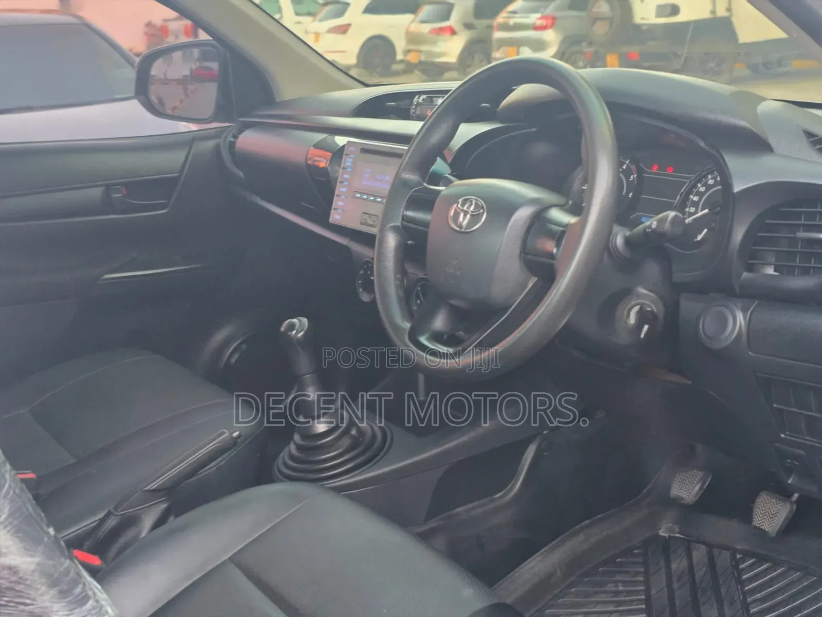 Toyota Hilux 2020 White