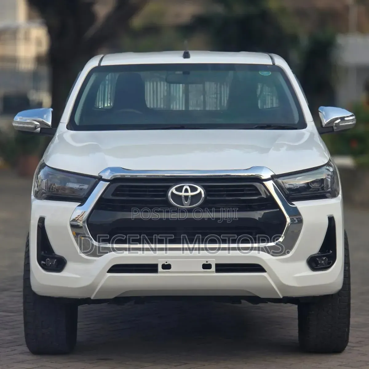Toyota Hilux 2020 White
