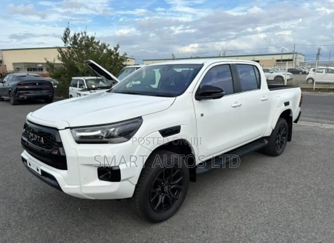 Toyota Hilux Revo Double Cab Deisel 2.4 AWD 2021