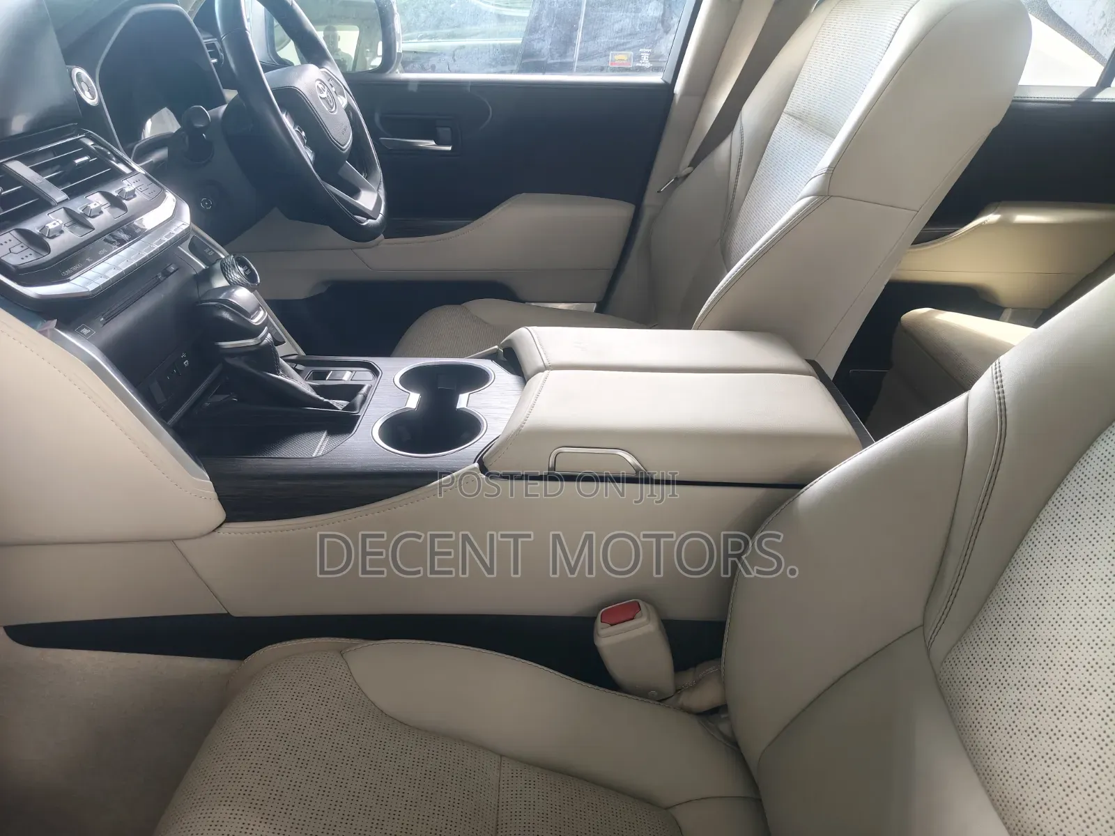 Toyota Land Cruiser 2021 White