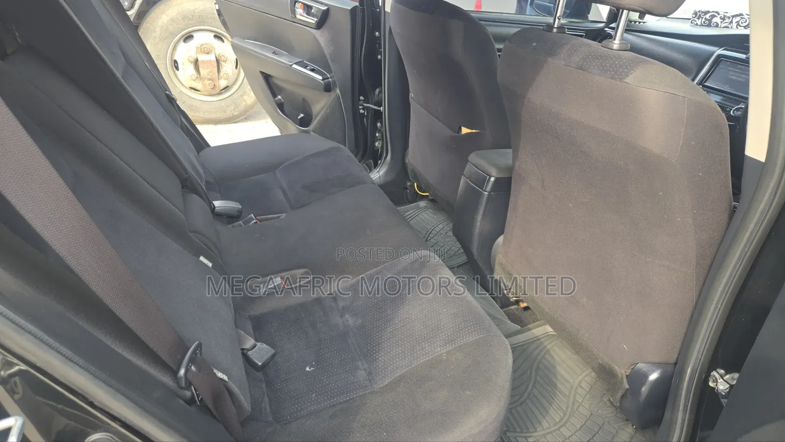 Toyota Corolla Fielder 2018 Black